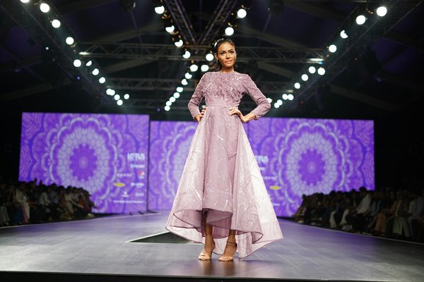 Les avantages d'offrir un pendentif de baptême éternel